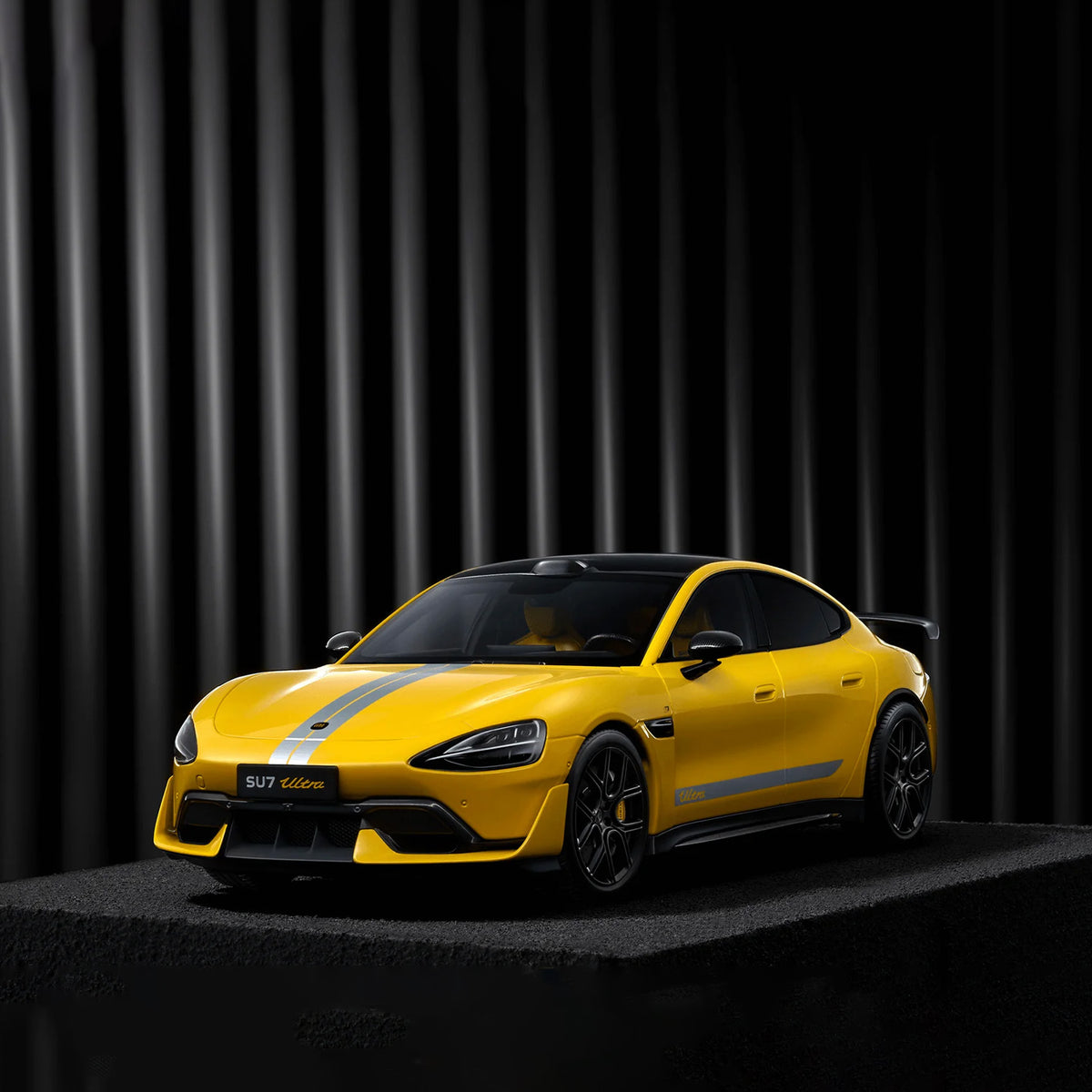 Xiaomi SU7 Ultra 1/18 Die-cast Model Car