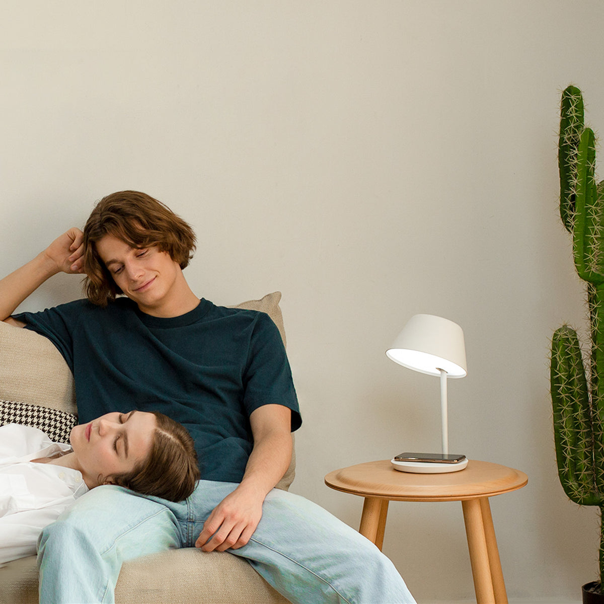 Yeelight Staria yöpöytälamppu Pro ERP versio (ei hintaa)