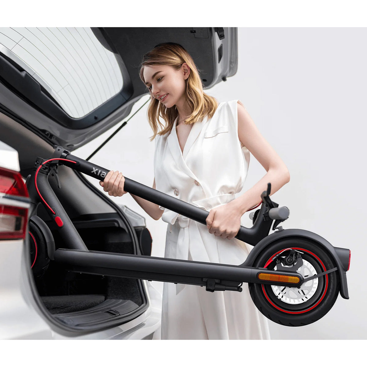 Xiaomi Electric Scooter 4 Pro Nordic Range: 55 km