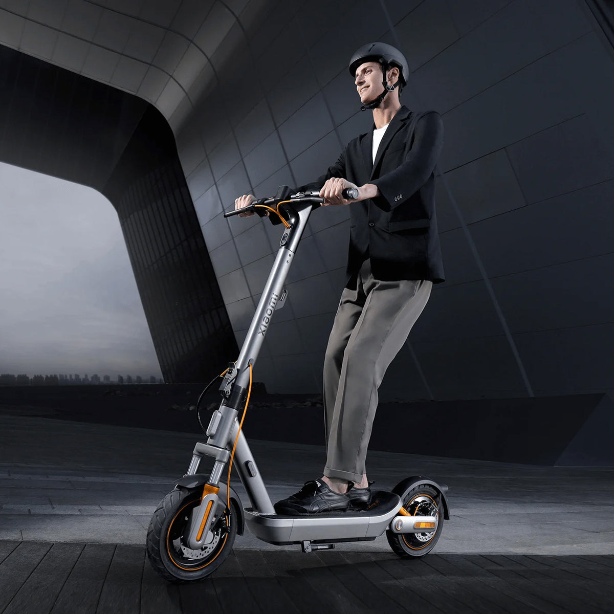 Xiaomi Electric Scooter 6 Max GL Toimintasäde: 70 km